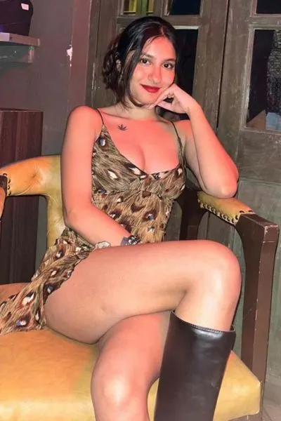 aunty cheap Call Girl in Noida